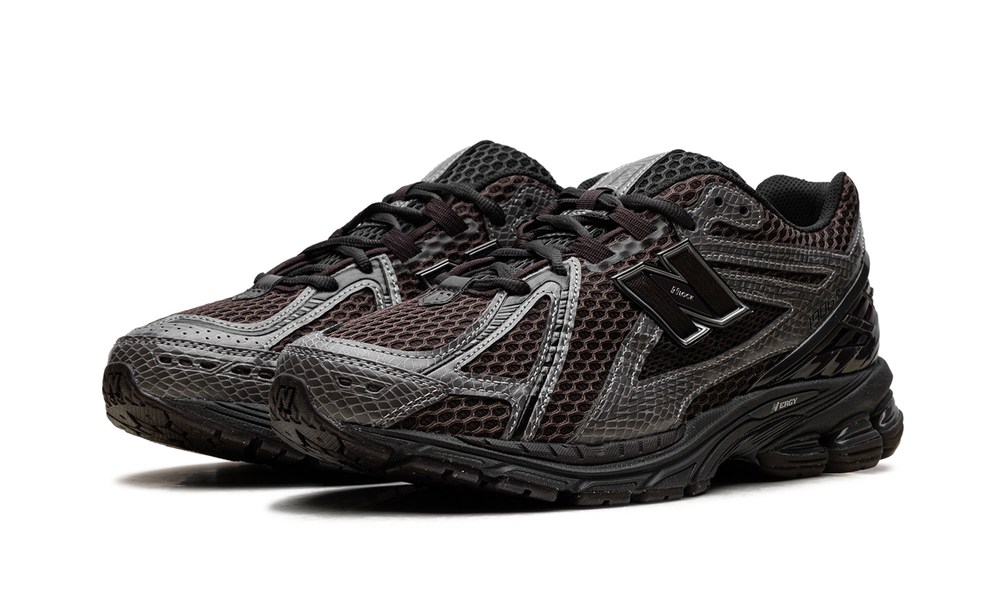 1906 "Thunder Brown / Black"