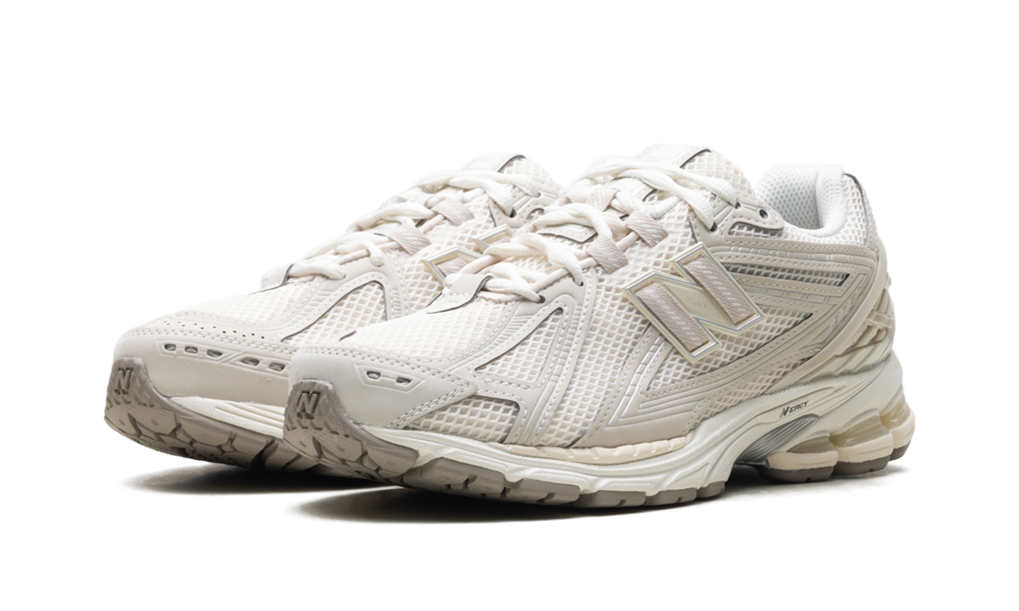 1906r "Beige Grey"