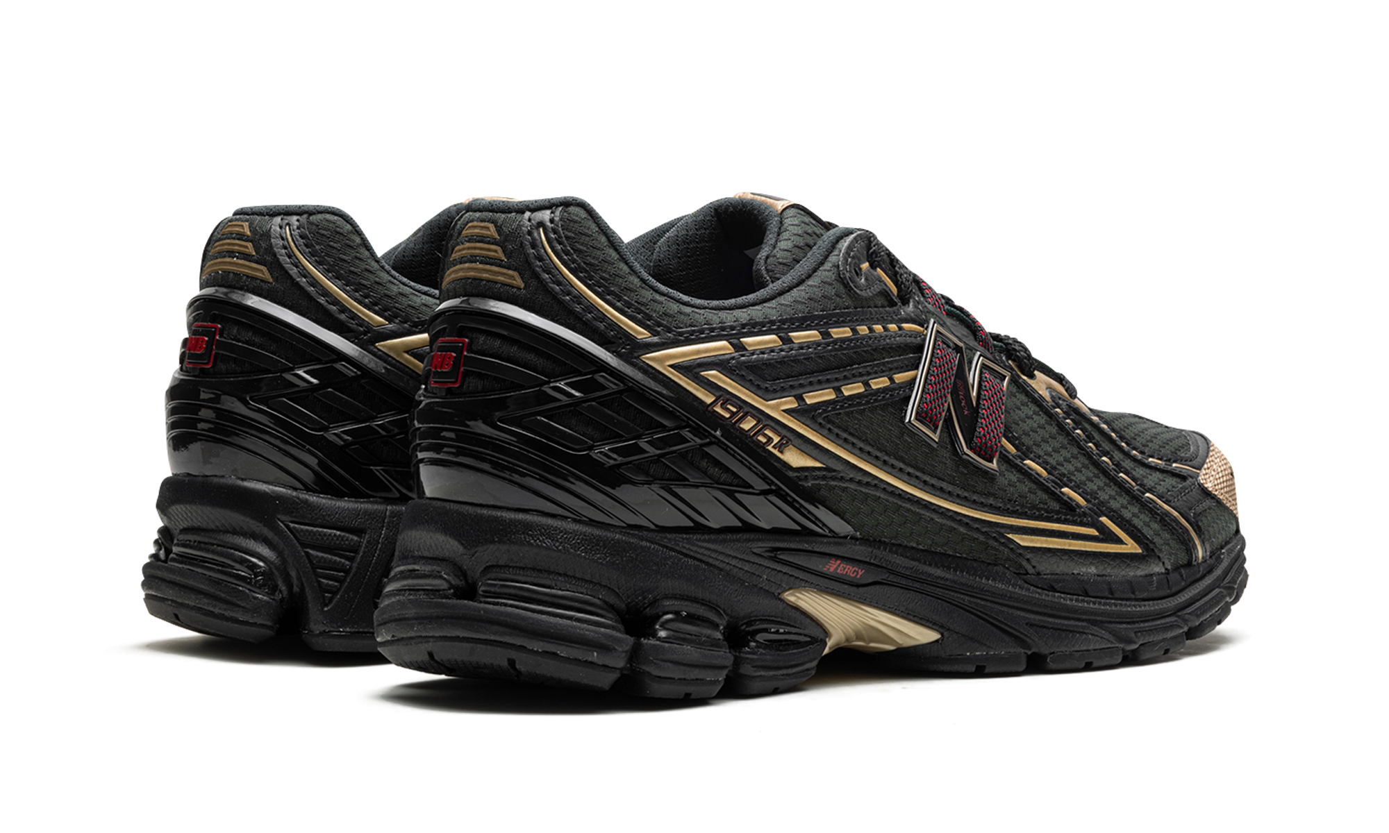 1906r "Kith- Black"