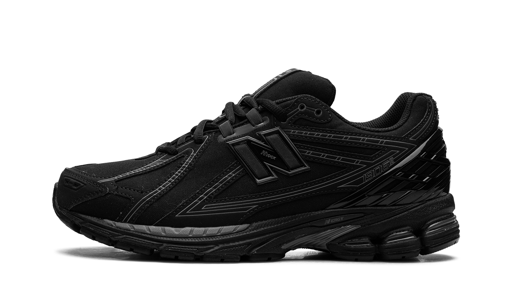 1906r "Triple Black"