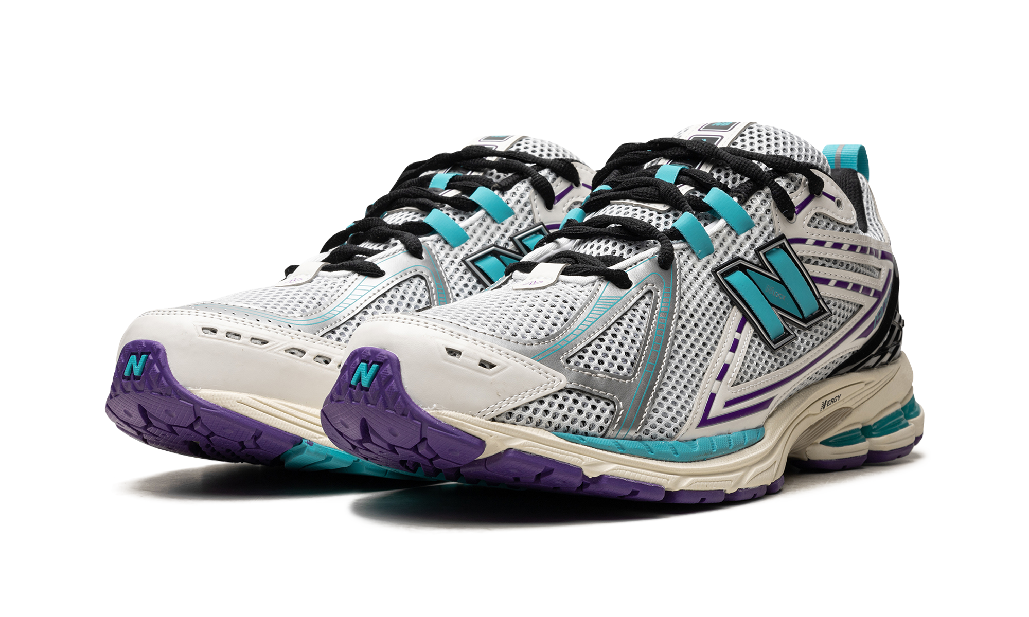 1906r "White / Aqua Purple"