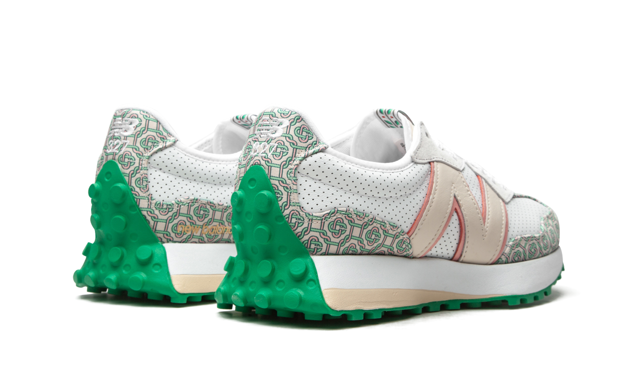 327 "Casablanca - Munsell White / Green"