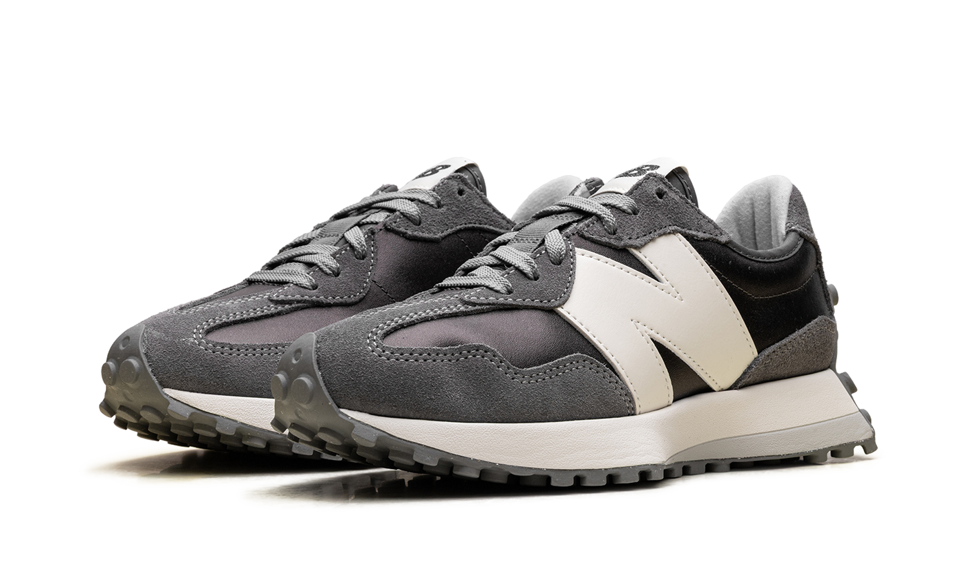 327 Women "Black Metallic Castlerock"