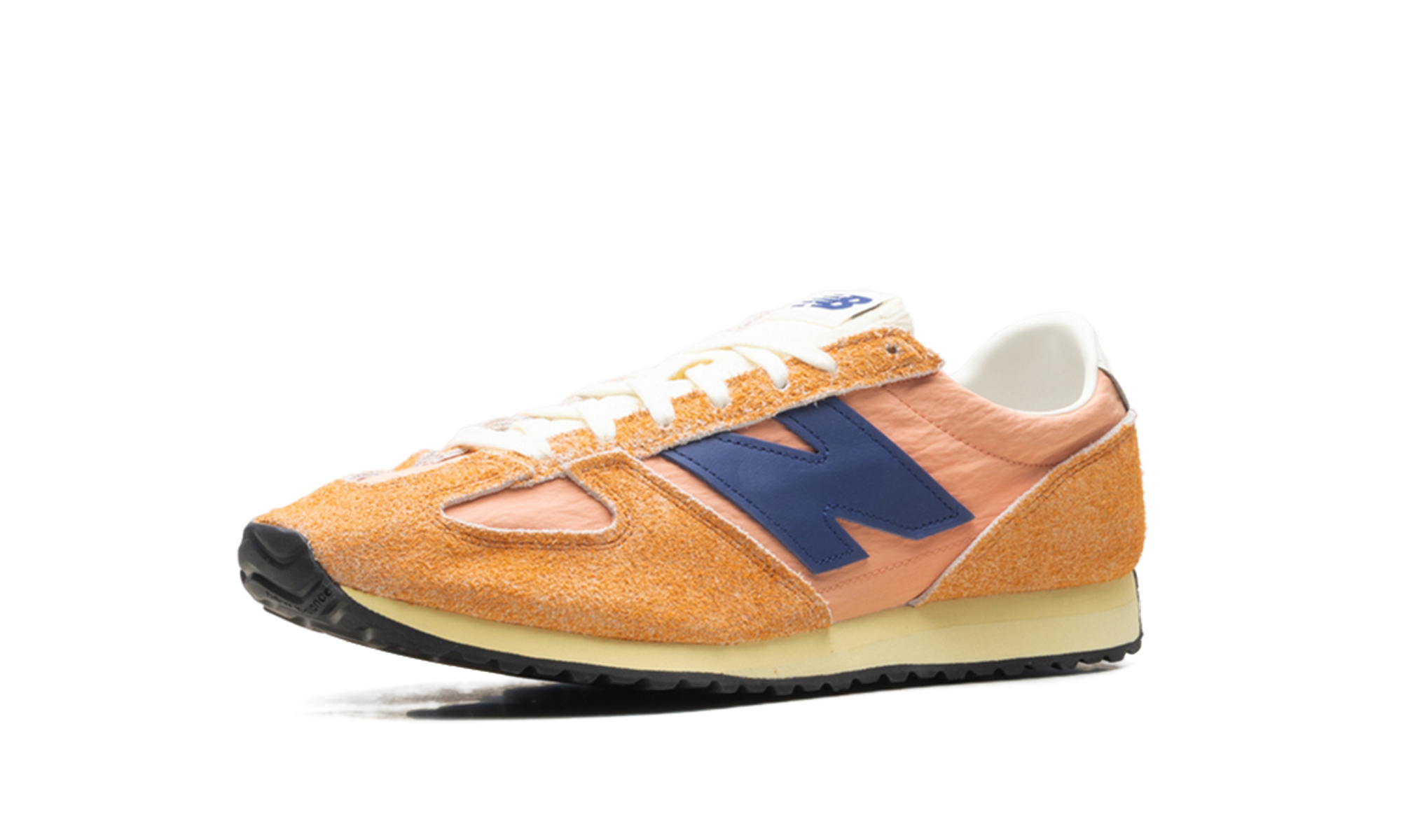 471 "Peach Nectar / Blue Oyster"