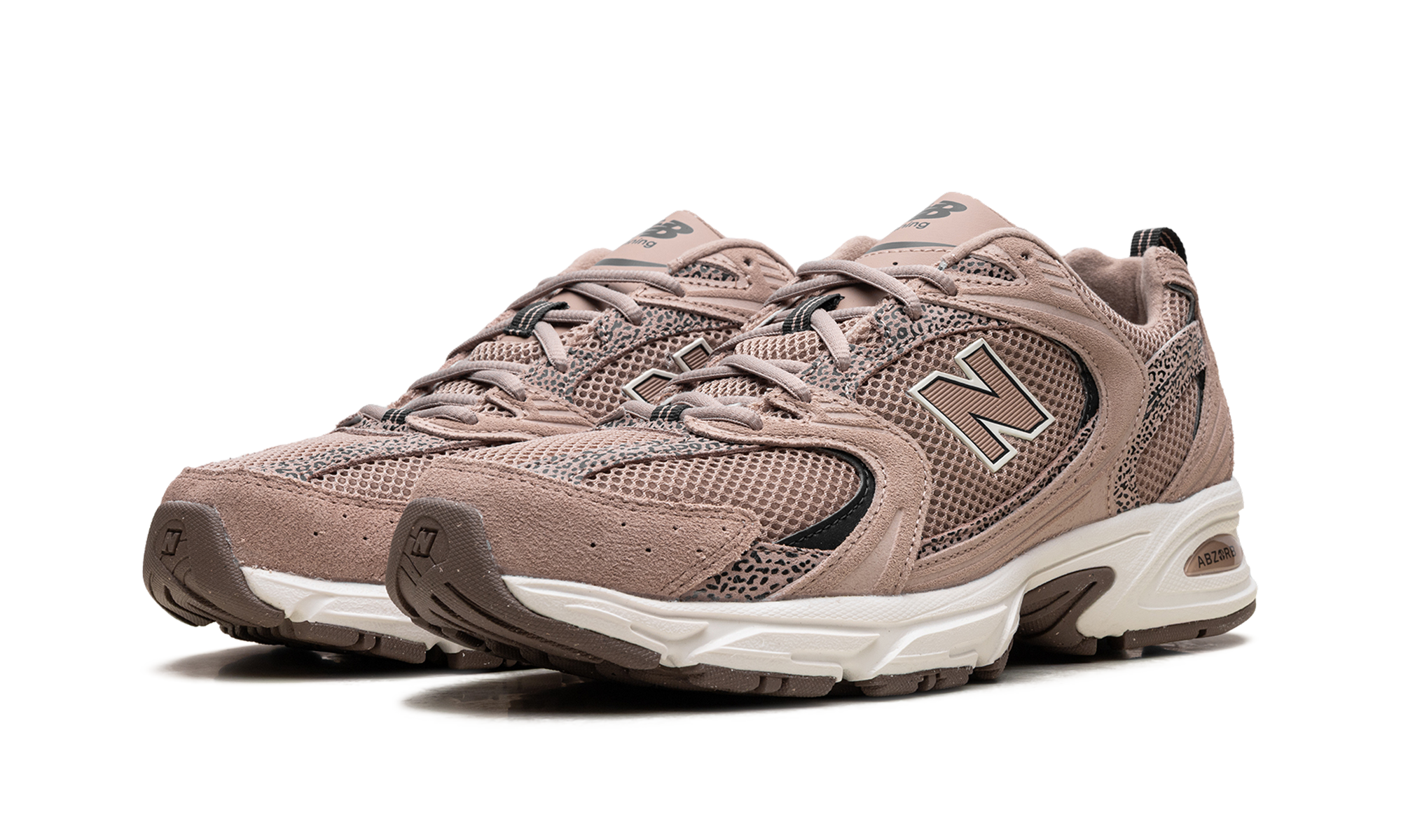 530 "Flat Taupe Black Cement"