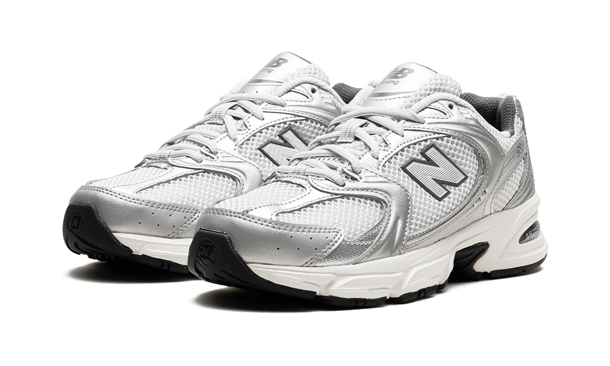 530 "Grey Matter / Silver Metallic"