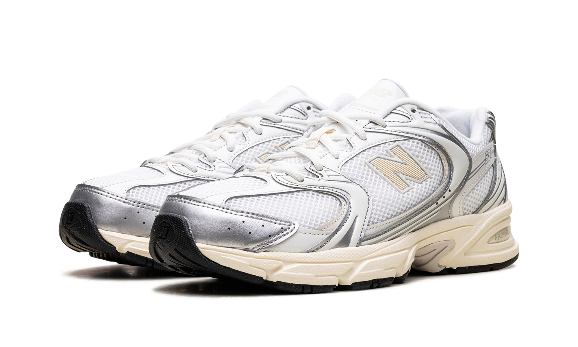 530 "Silver Metallic / Linen"