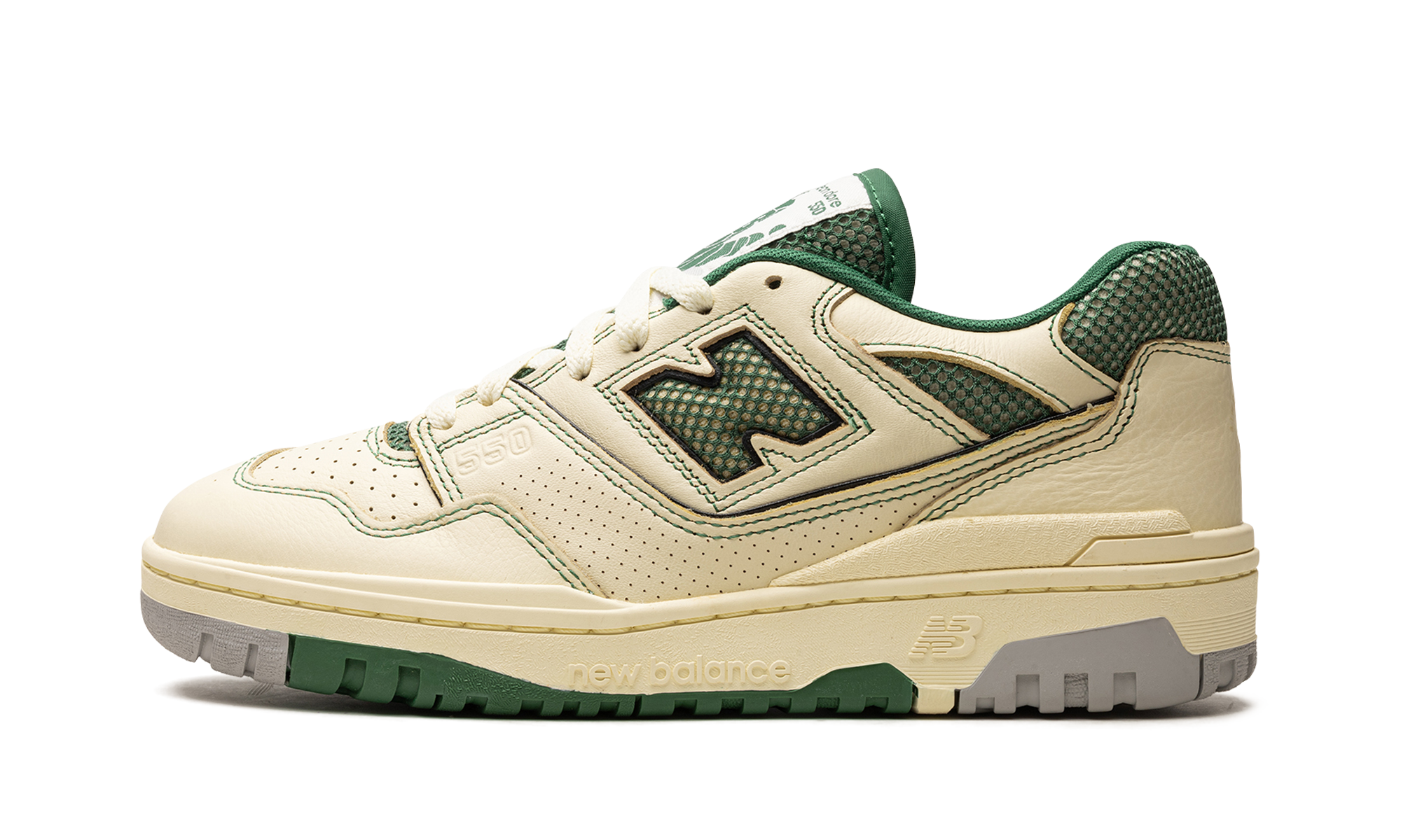 550 "Aimé Leon Dore - Masaryk Community Gym - Green"