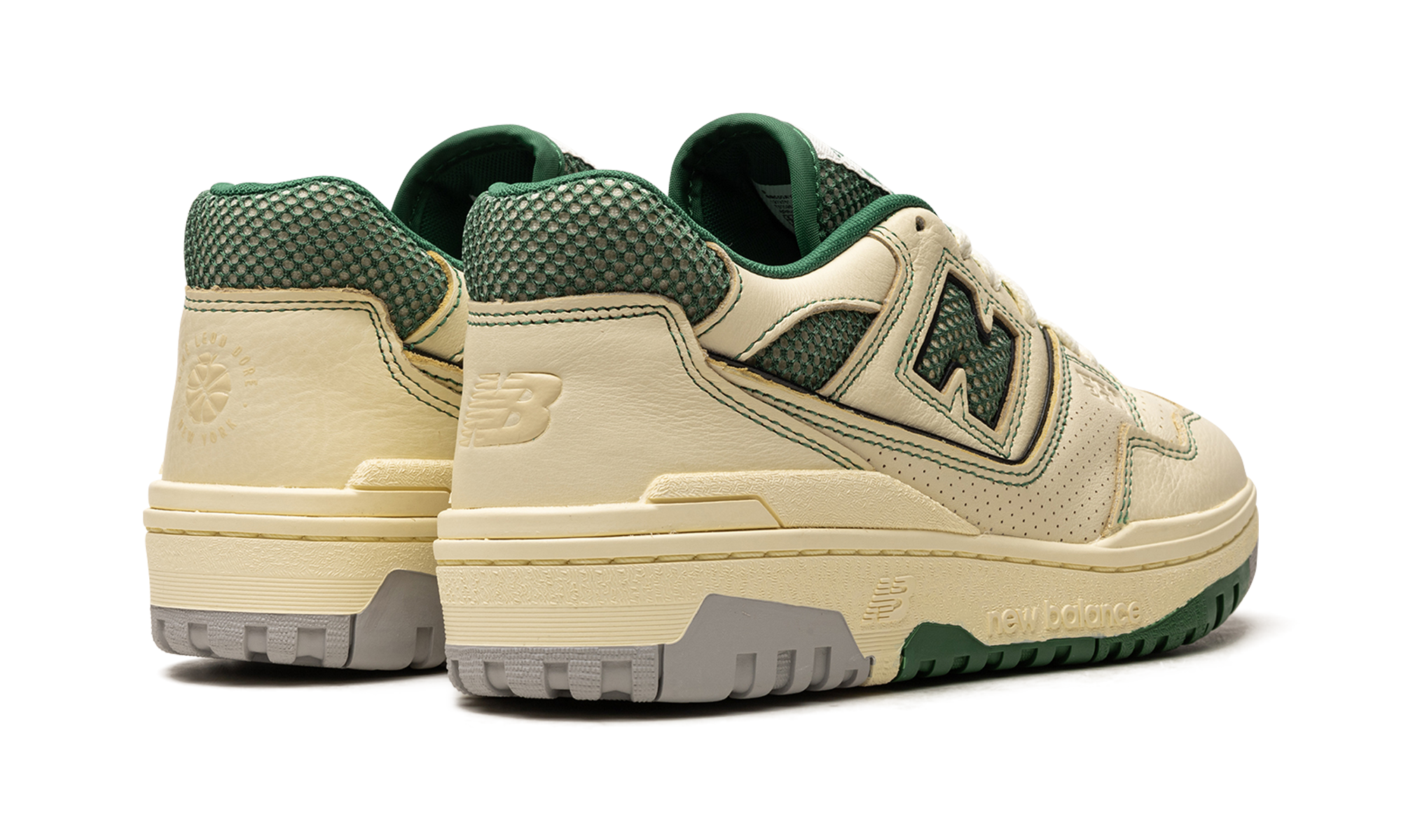 550 "Aimé Leon Dore - Masaryk Community Gym - Green"