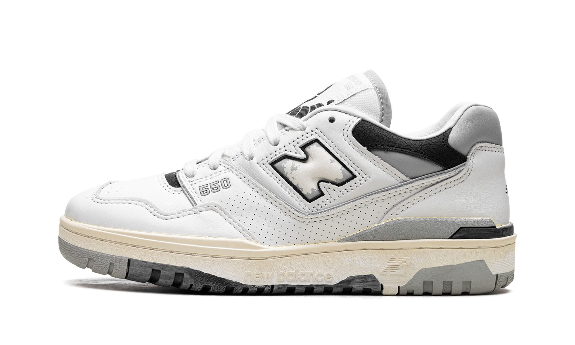 550 "Vintage White Black"