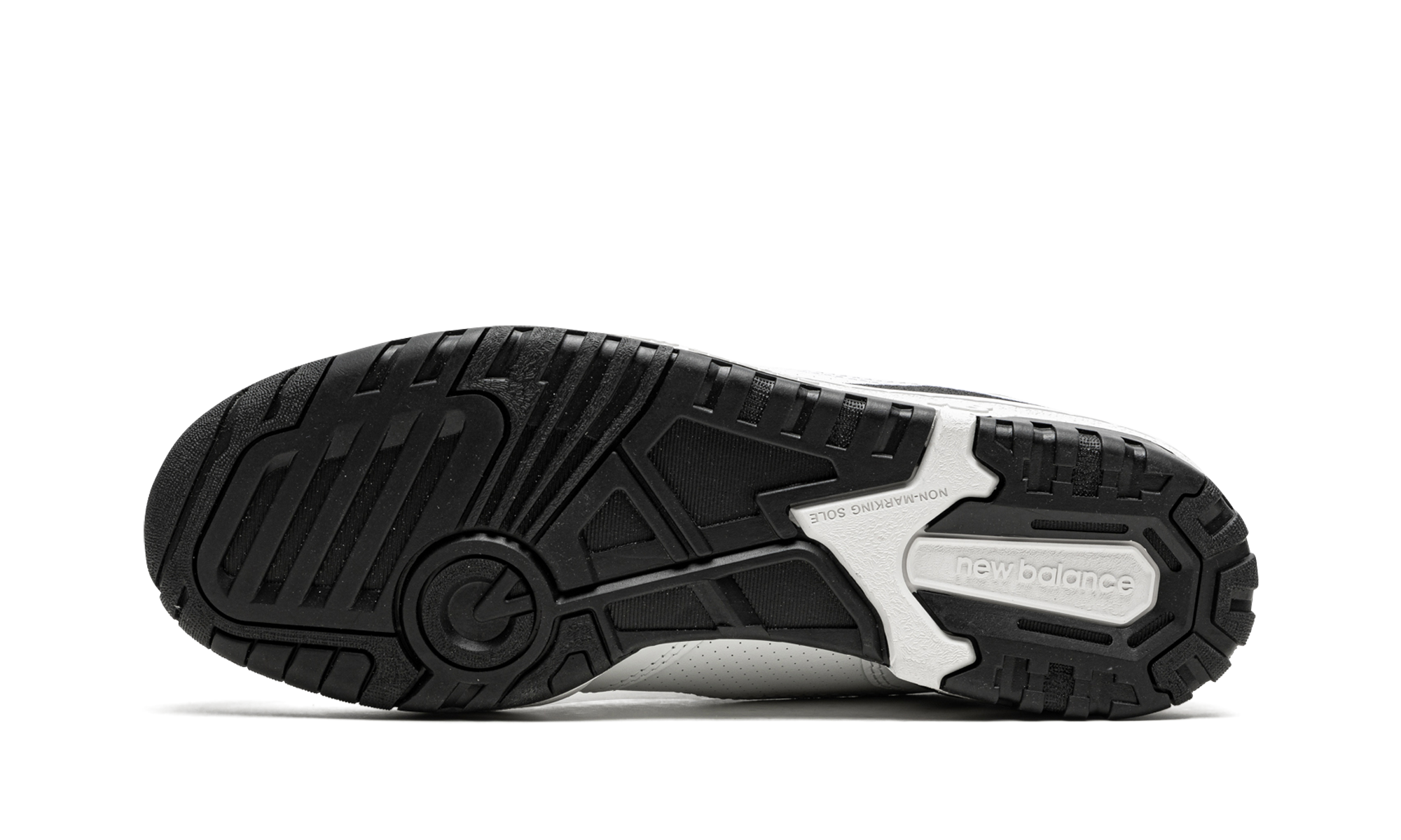 550 "White / Black"
