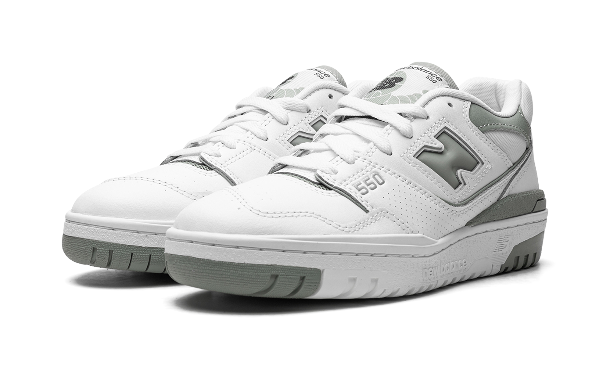 550 Women "White Juniper"