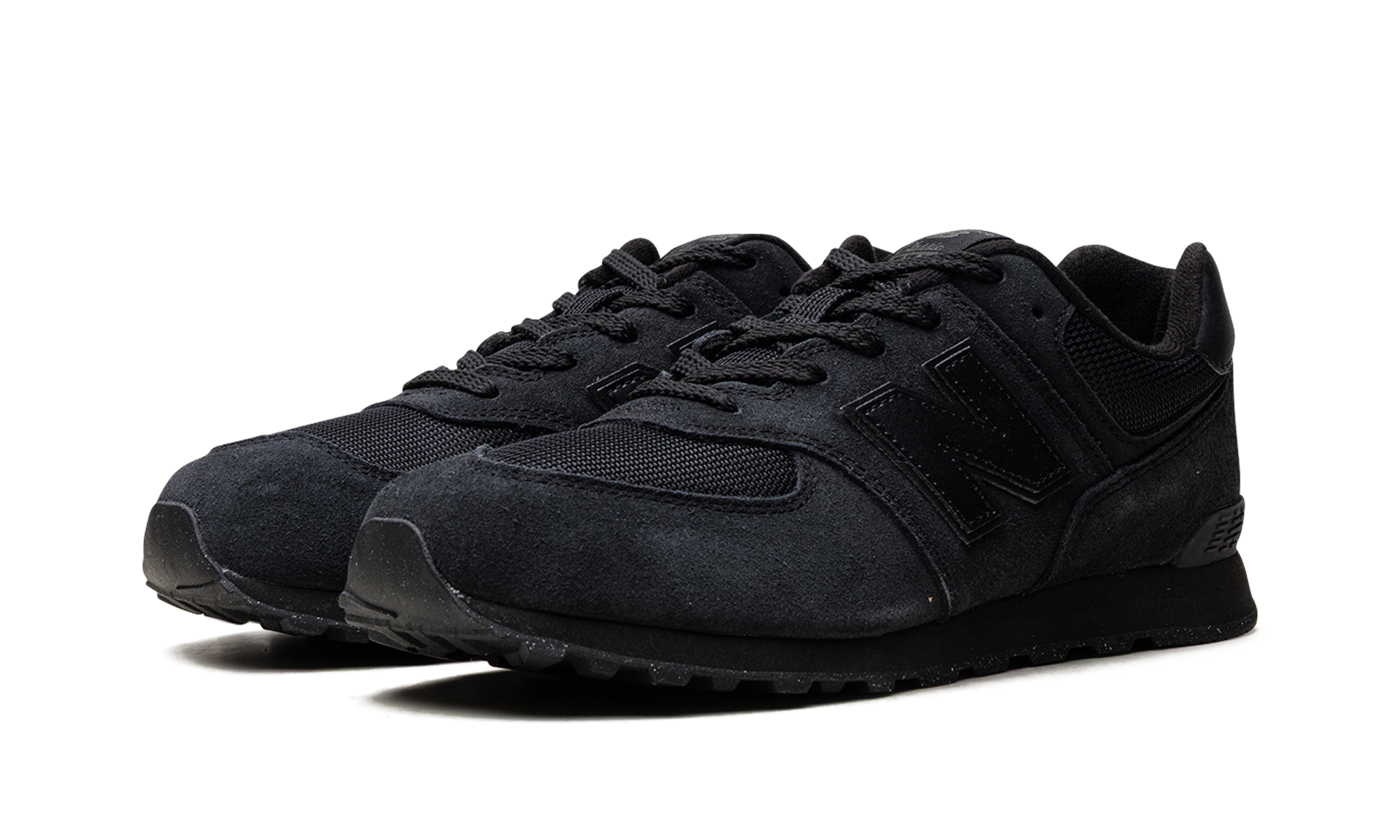 574 GS "Triple Black"