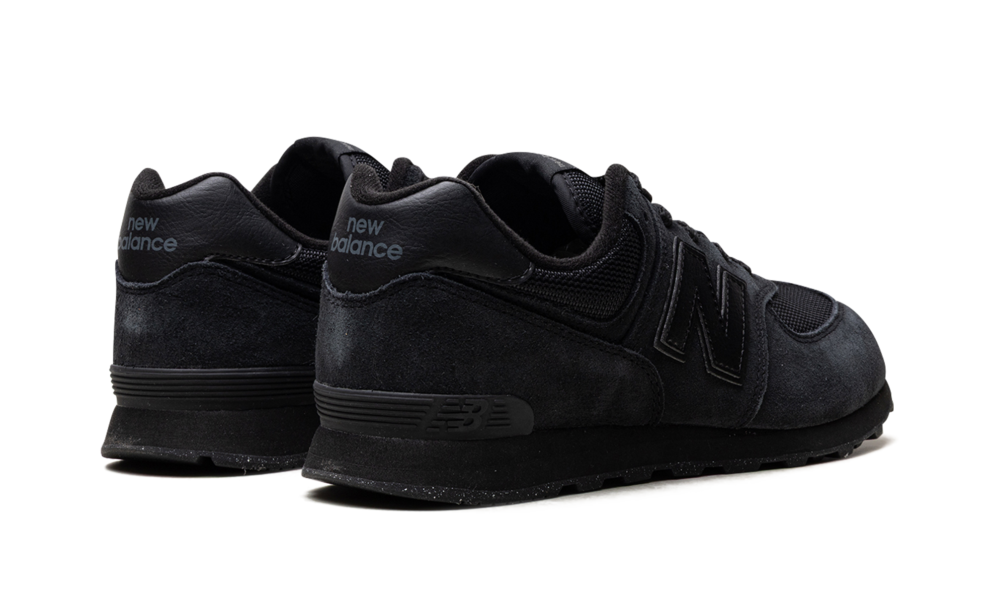 574 GS "Triple Black"