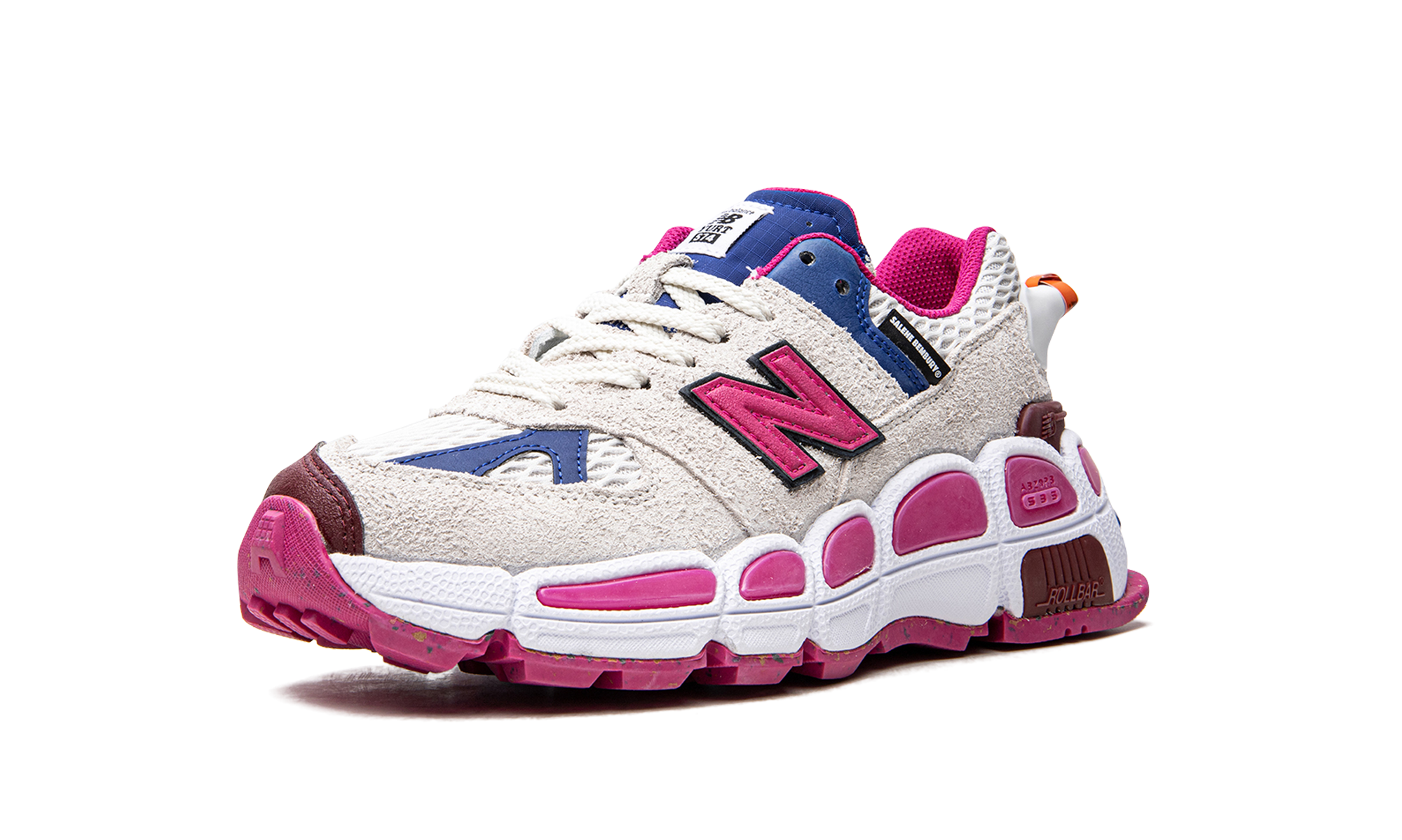 574 "Salehe Bembury - Yurt Pink"