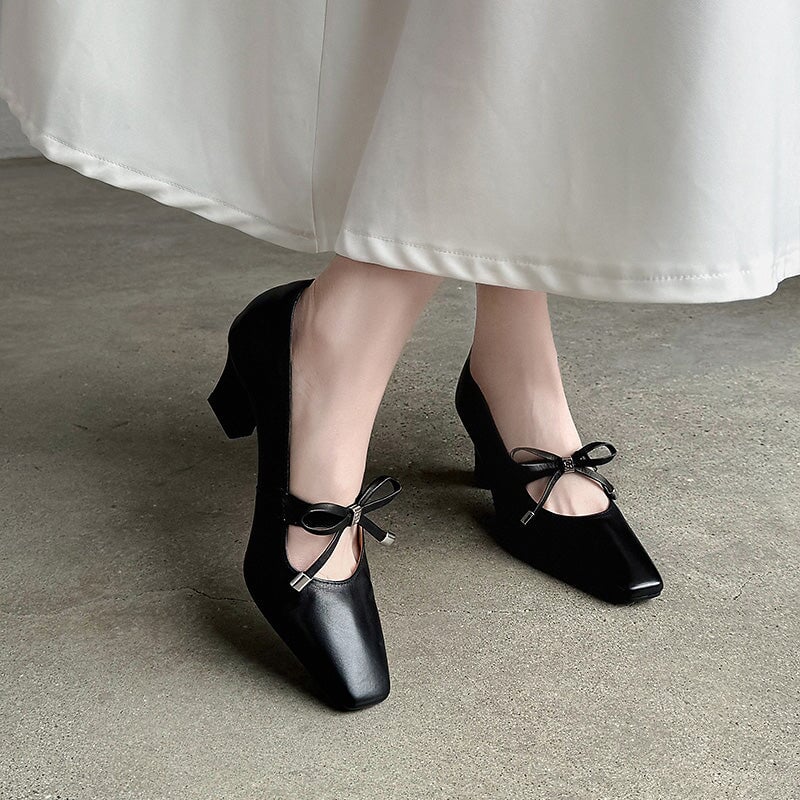 65mm Chunky Heel Square Toe Bow Leather Mary Jane Heels for Women in Apricot/Black