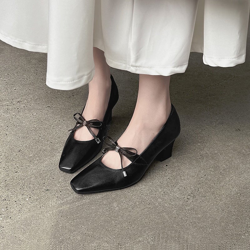 65mm Chunky Heel Square Toe Bow Leather Mary Jane Heels for Women in Apricot/Black