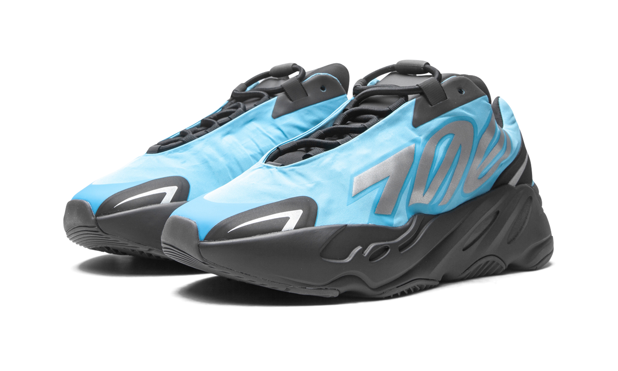 700 Mnvn "Bright Cyan"