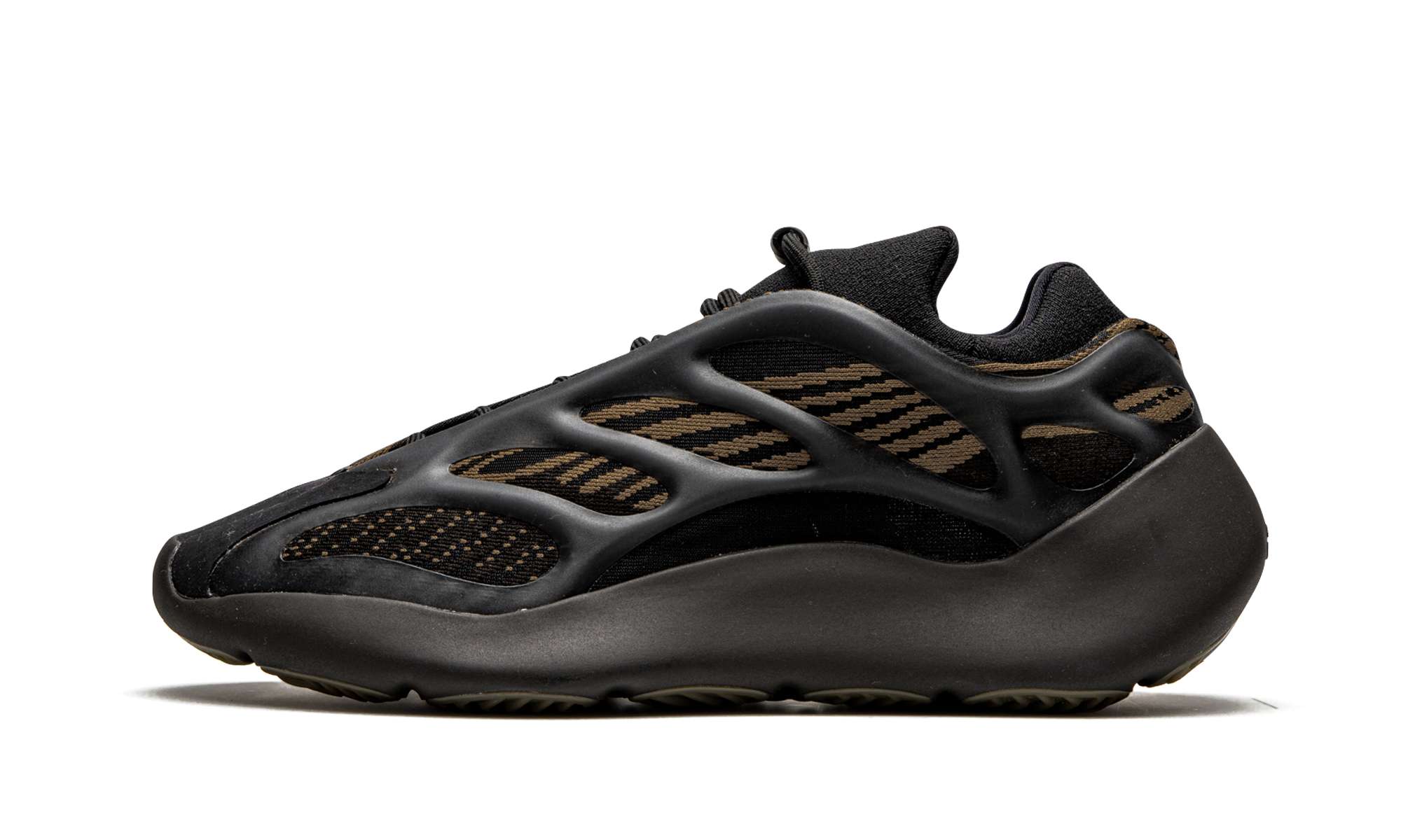 700 V3 "Clay Brown"