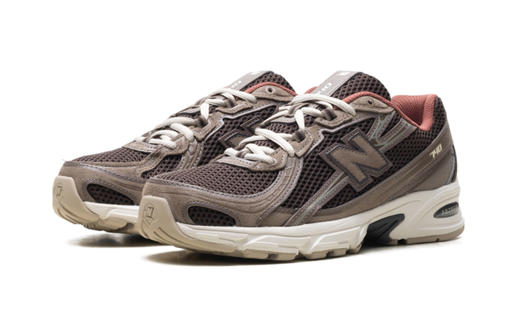 740 "Cortado Thunder Brown"