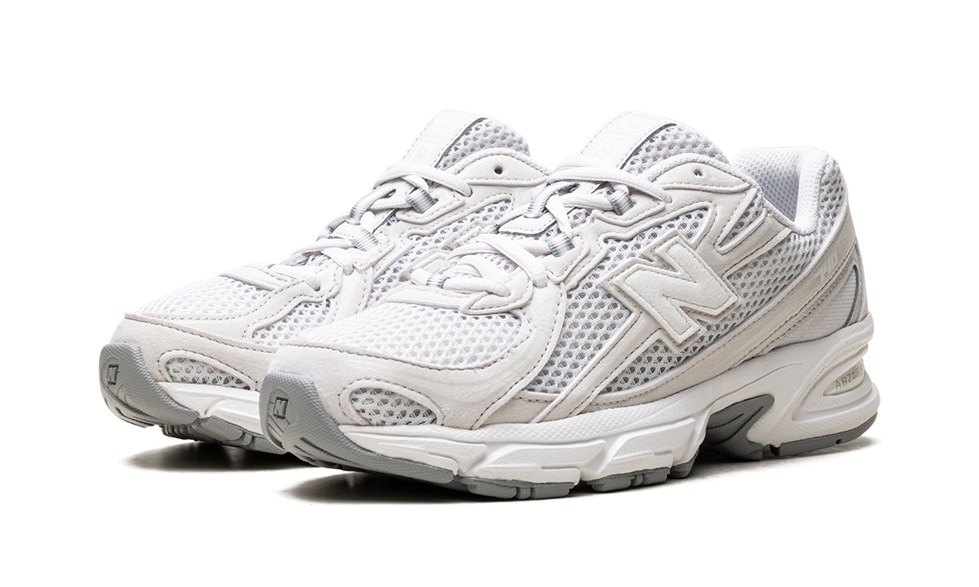 740 GS "White / Grey"