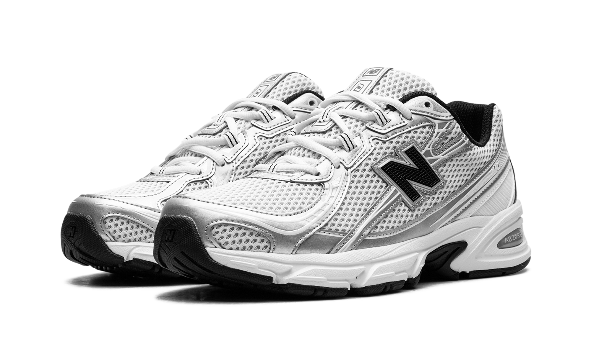 740 "White Silver Metallic Navy"