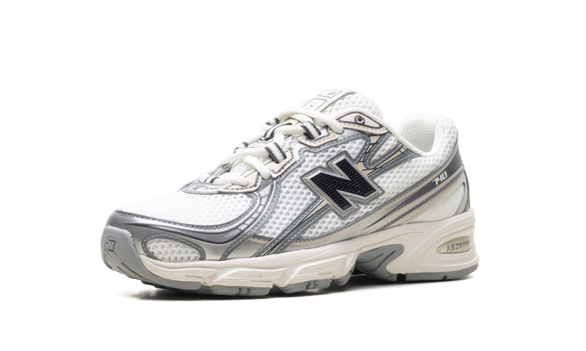 740 "White/linen/black"