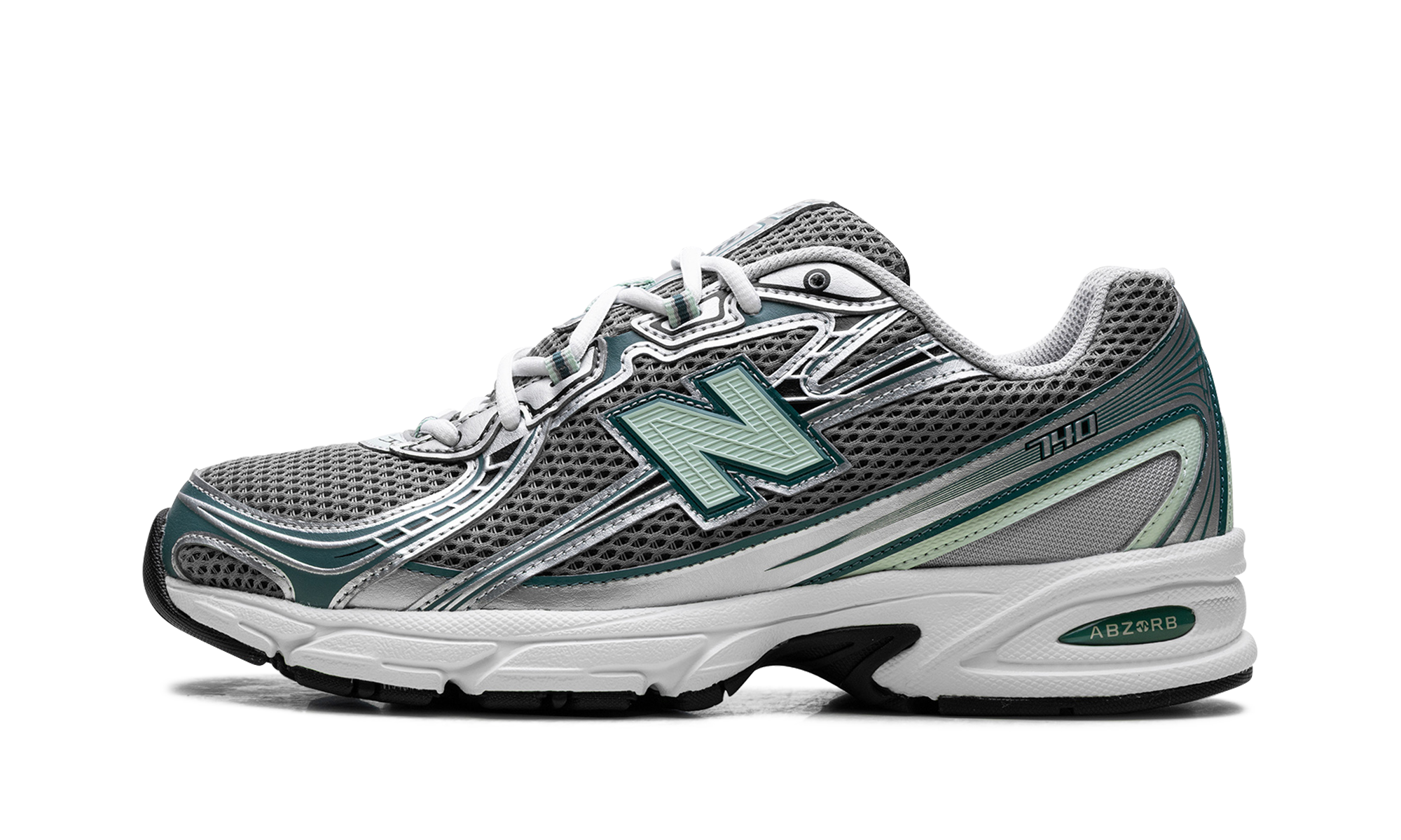 740v2 "Silver Metallic New Spruce"
