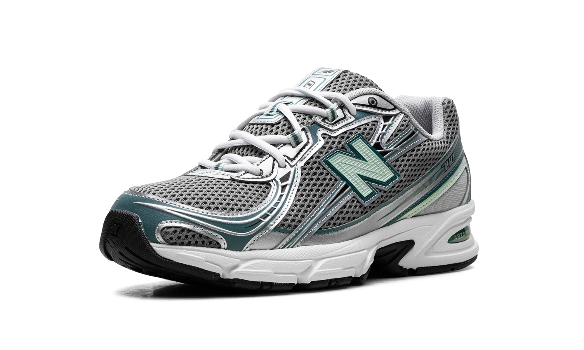 740v2 "Silver Metallic New Spruce"