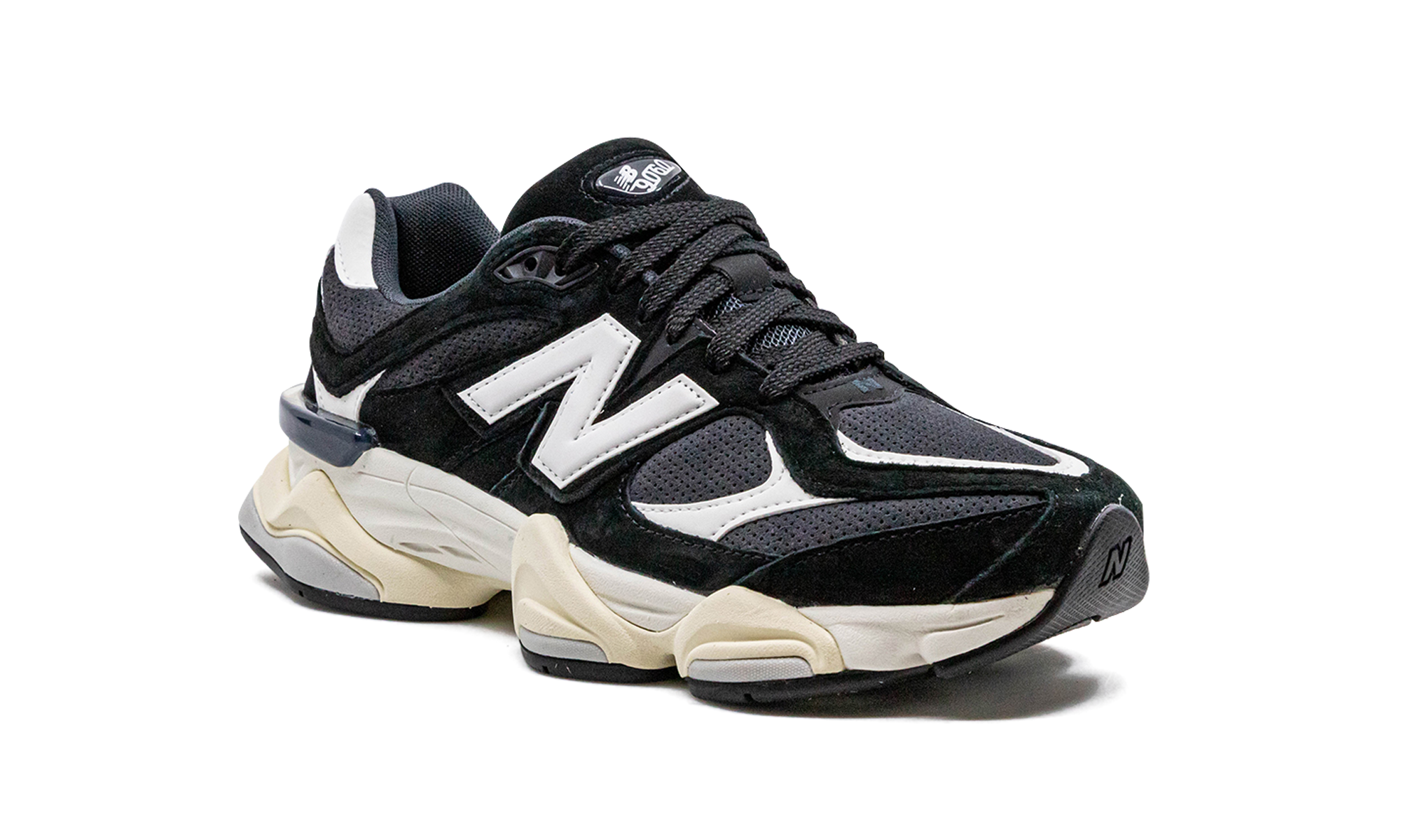9060 "Black / White"