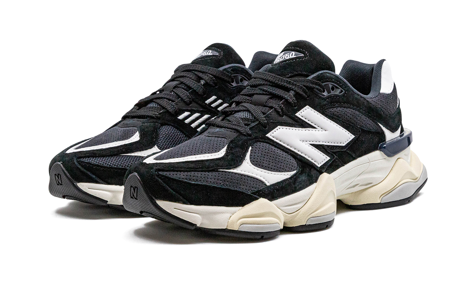 9060 "Black / White"