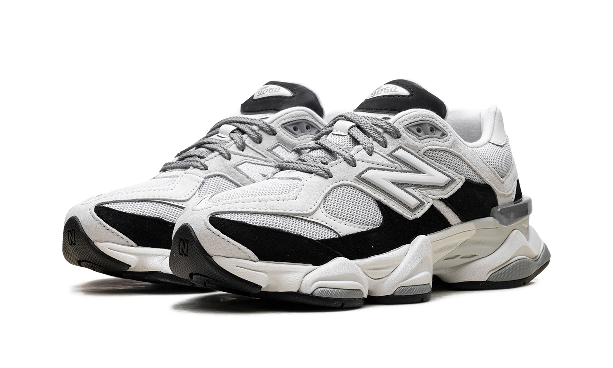 9060 "Grey Jet Black"