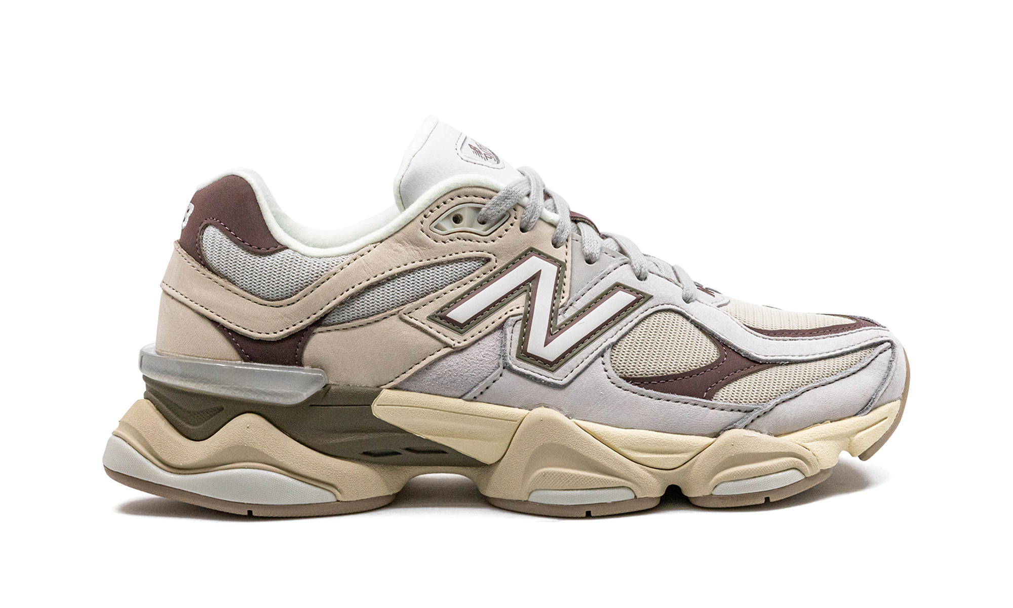 9060 "Grey Matter / Timberwolf"