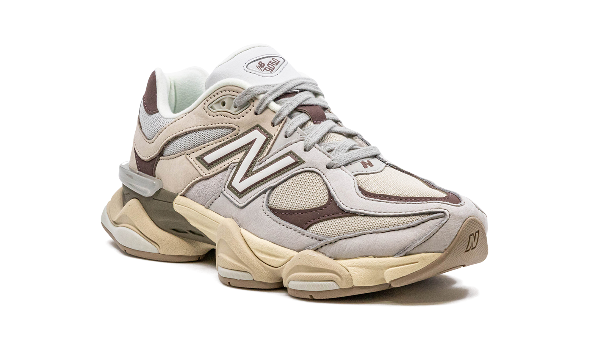 9060 "Grey Matter / Timberwolf"