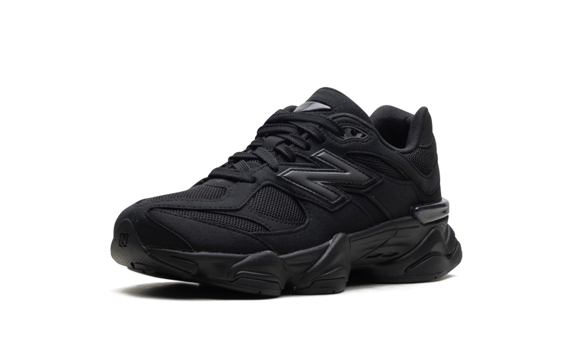 9060 GS "Triple Black"