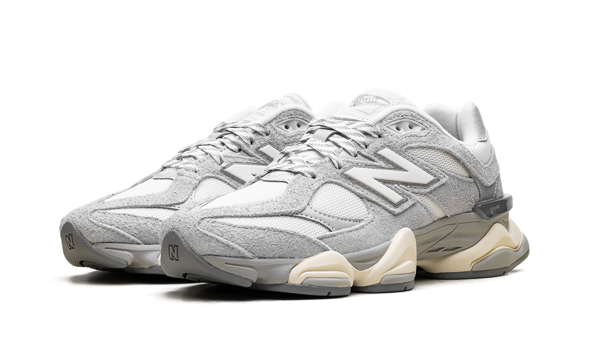 9060 "Light Grey White"