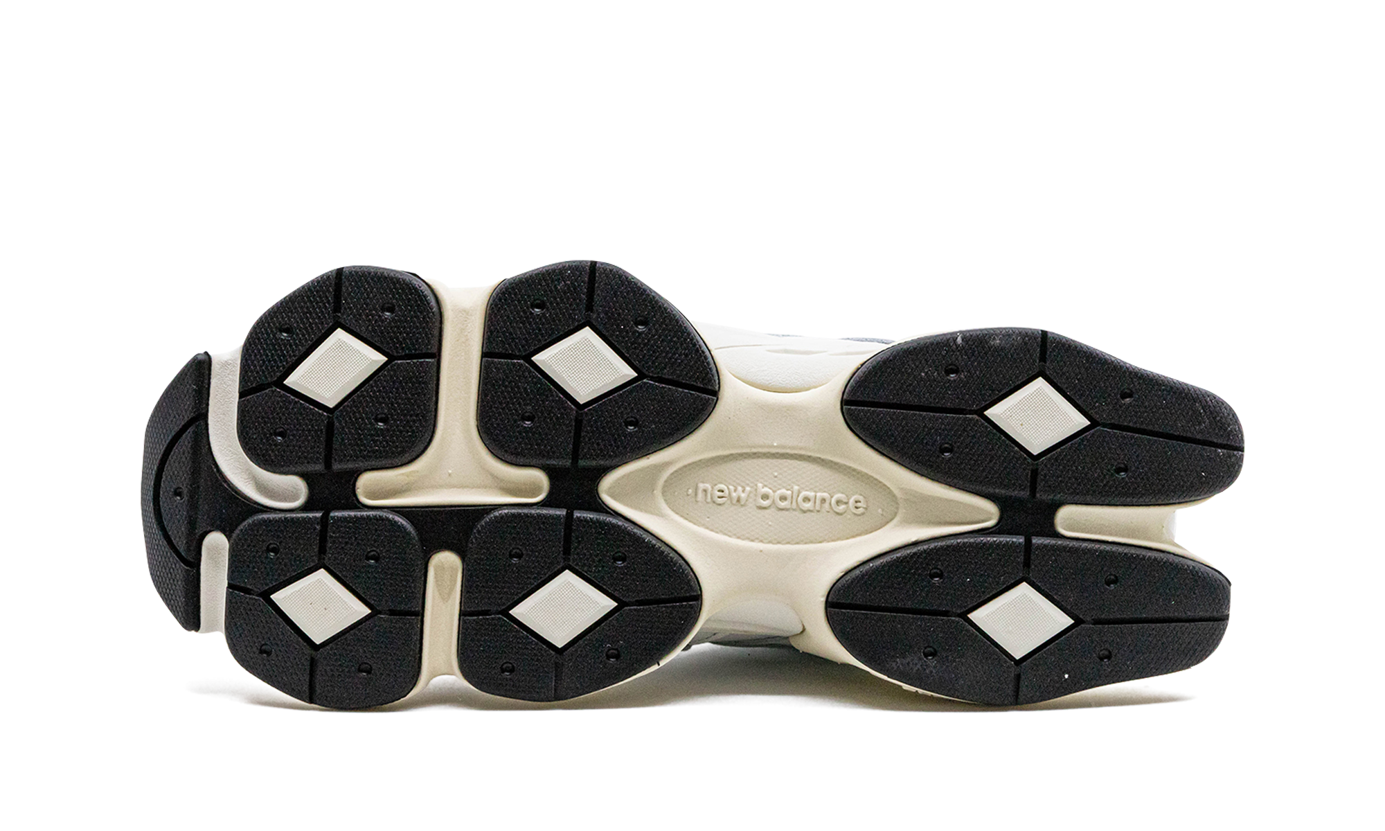 9060 "White / Black"