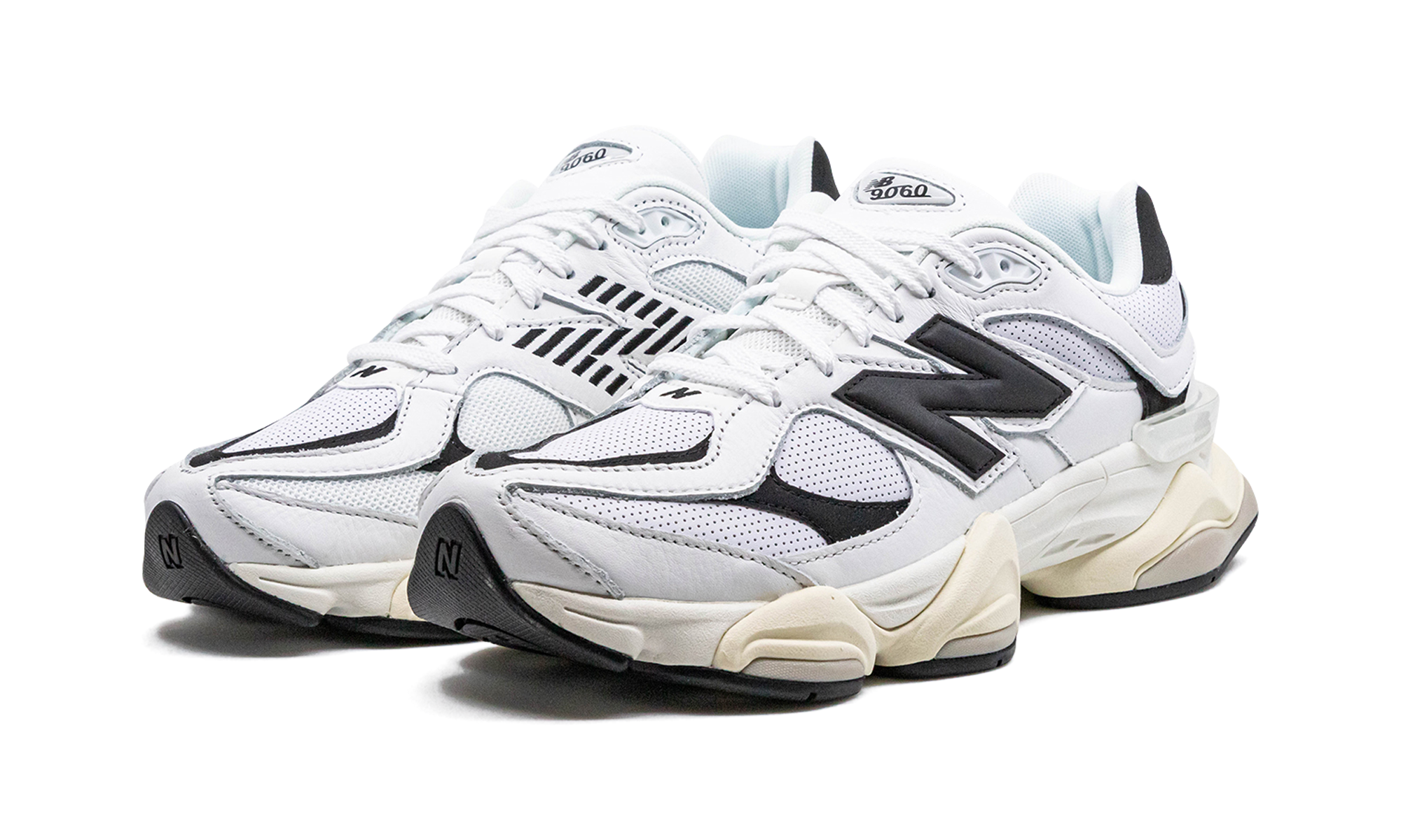 9060 "White / Black"