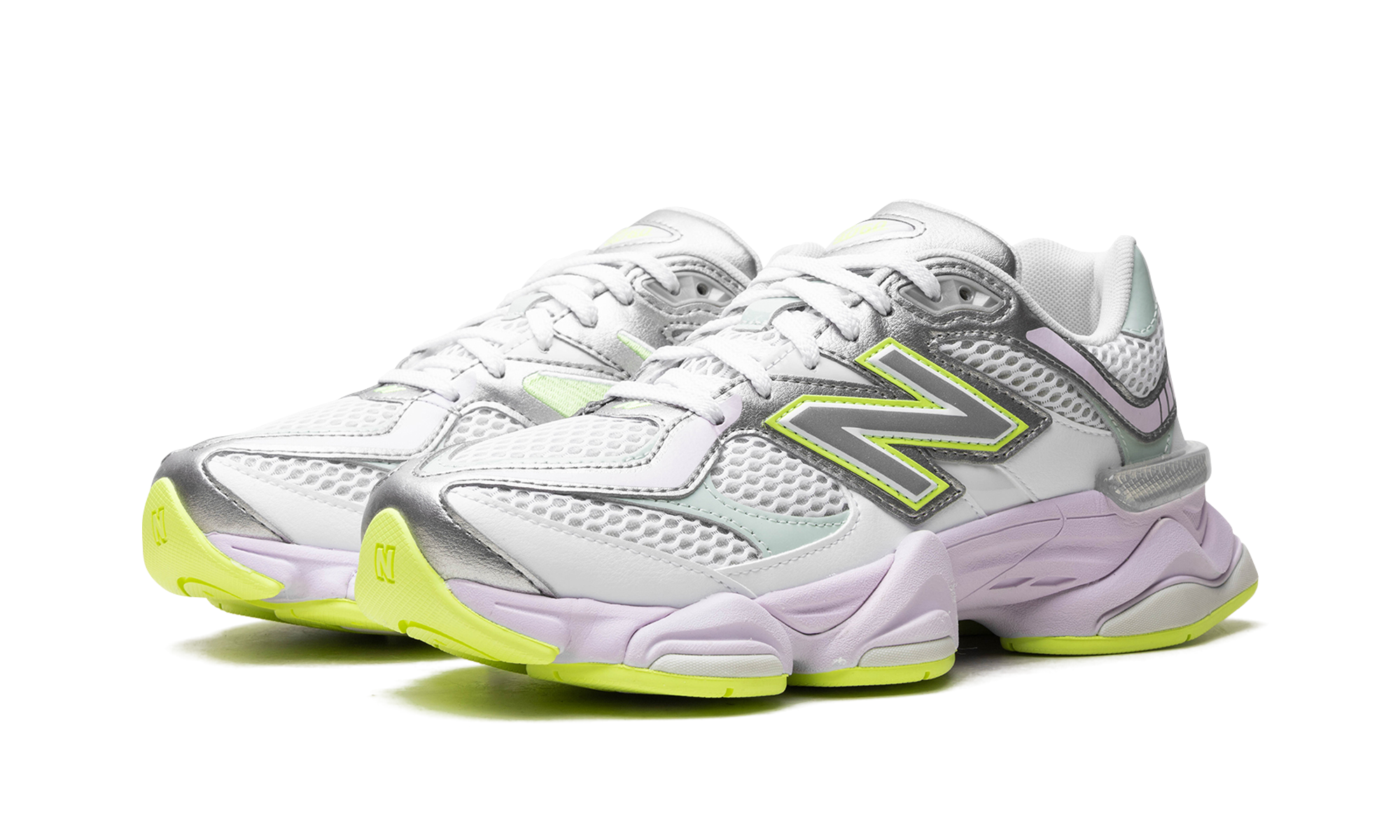 9060 "White Taro"