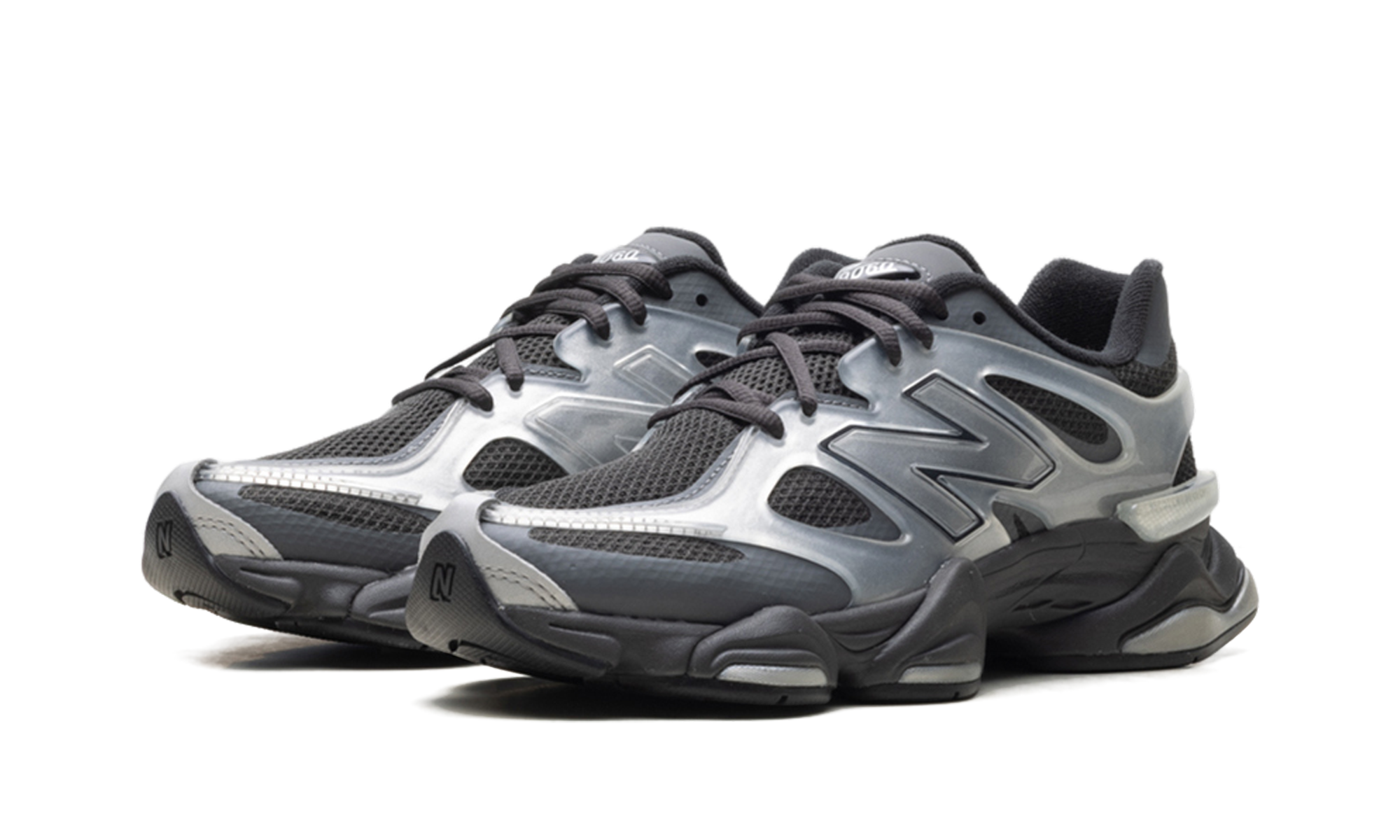 9060x Caged "Silver Metallic"