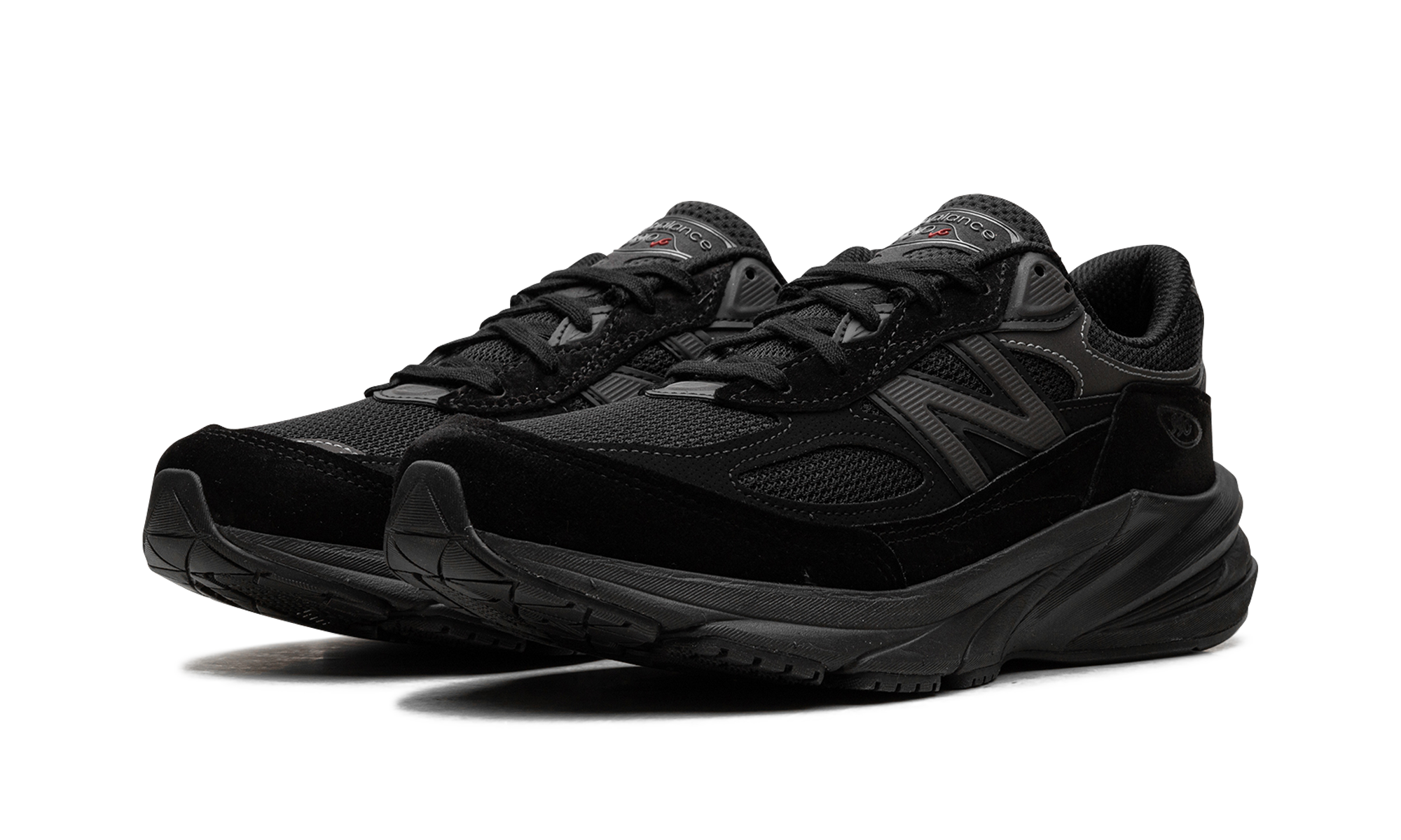 990 V6 "Triple Black"