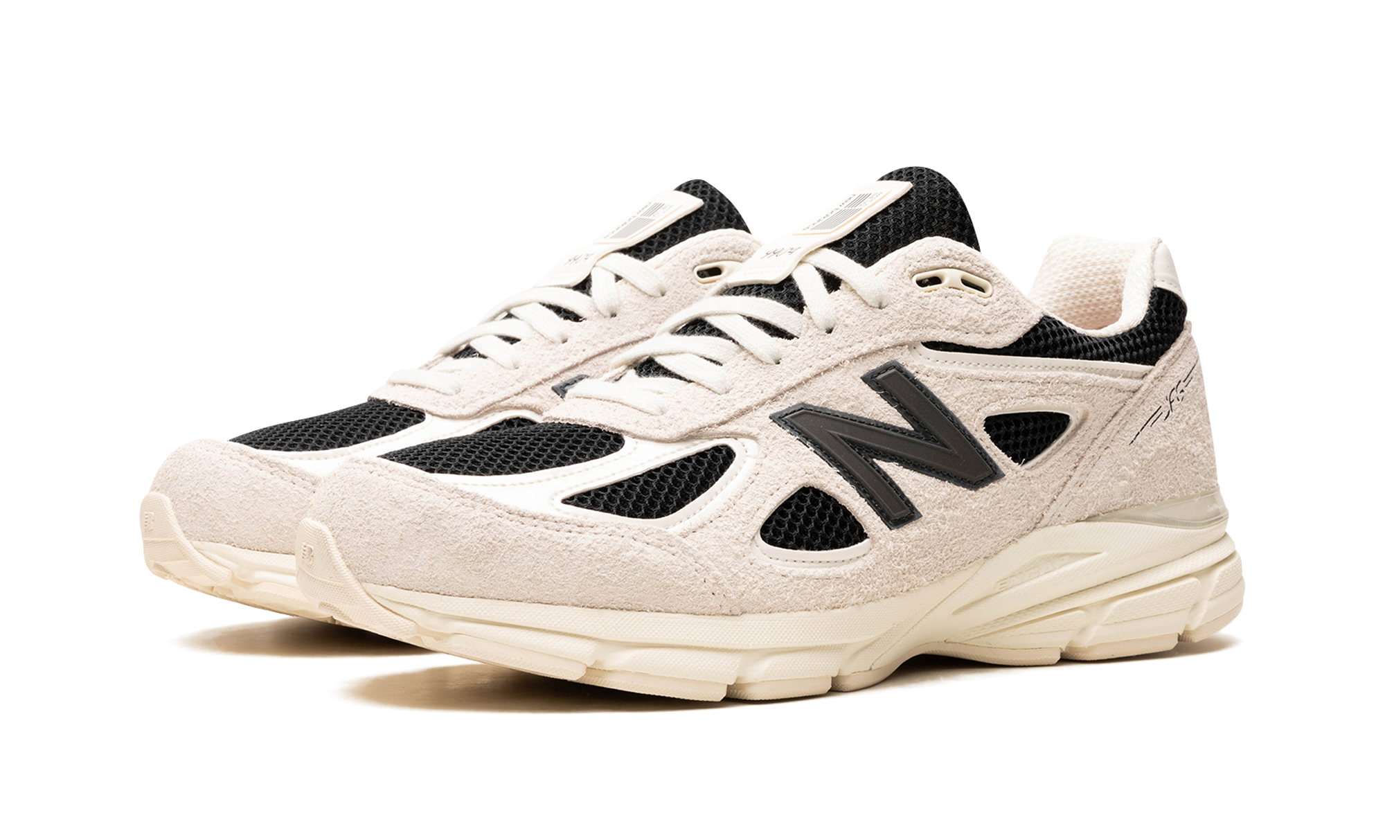 990v4 "Joe Freshgoods - White"