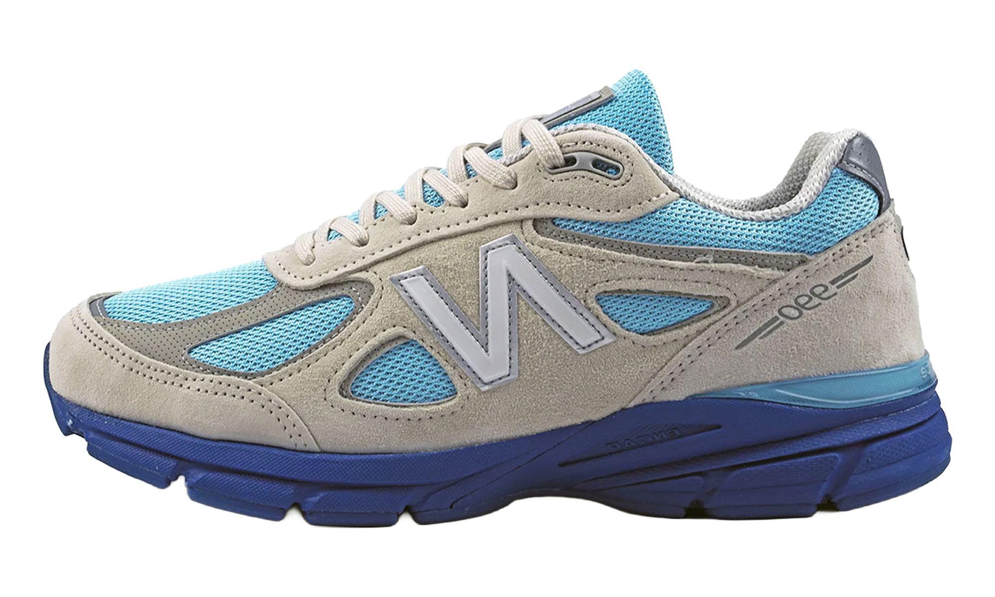 990v4 "Miusa Moonbeam Cloud Blue"