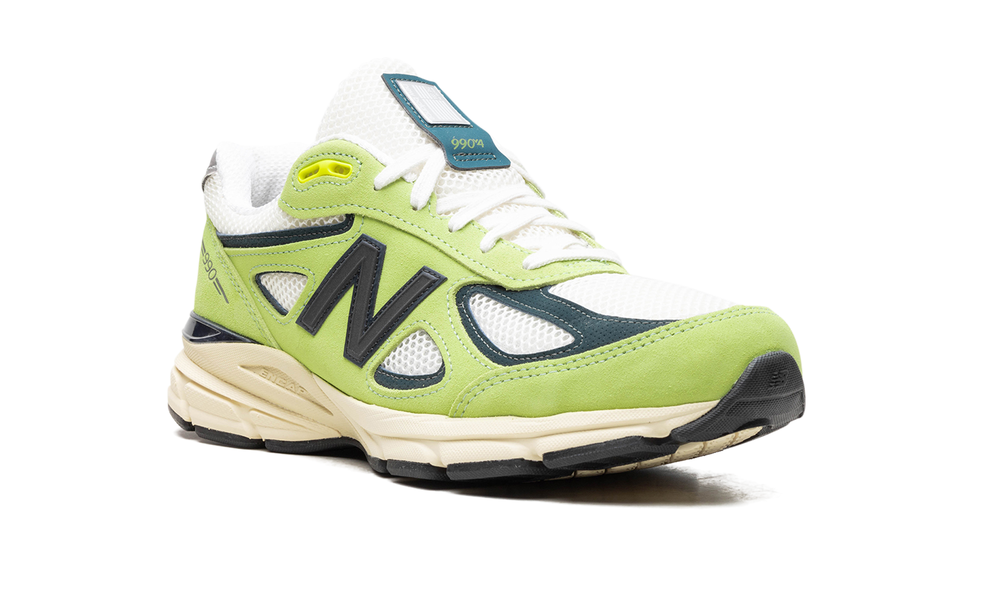 990v4 "Teddy Santis"