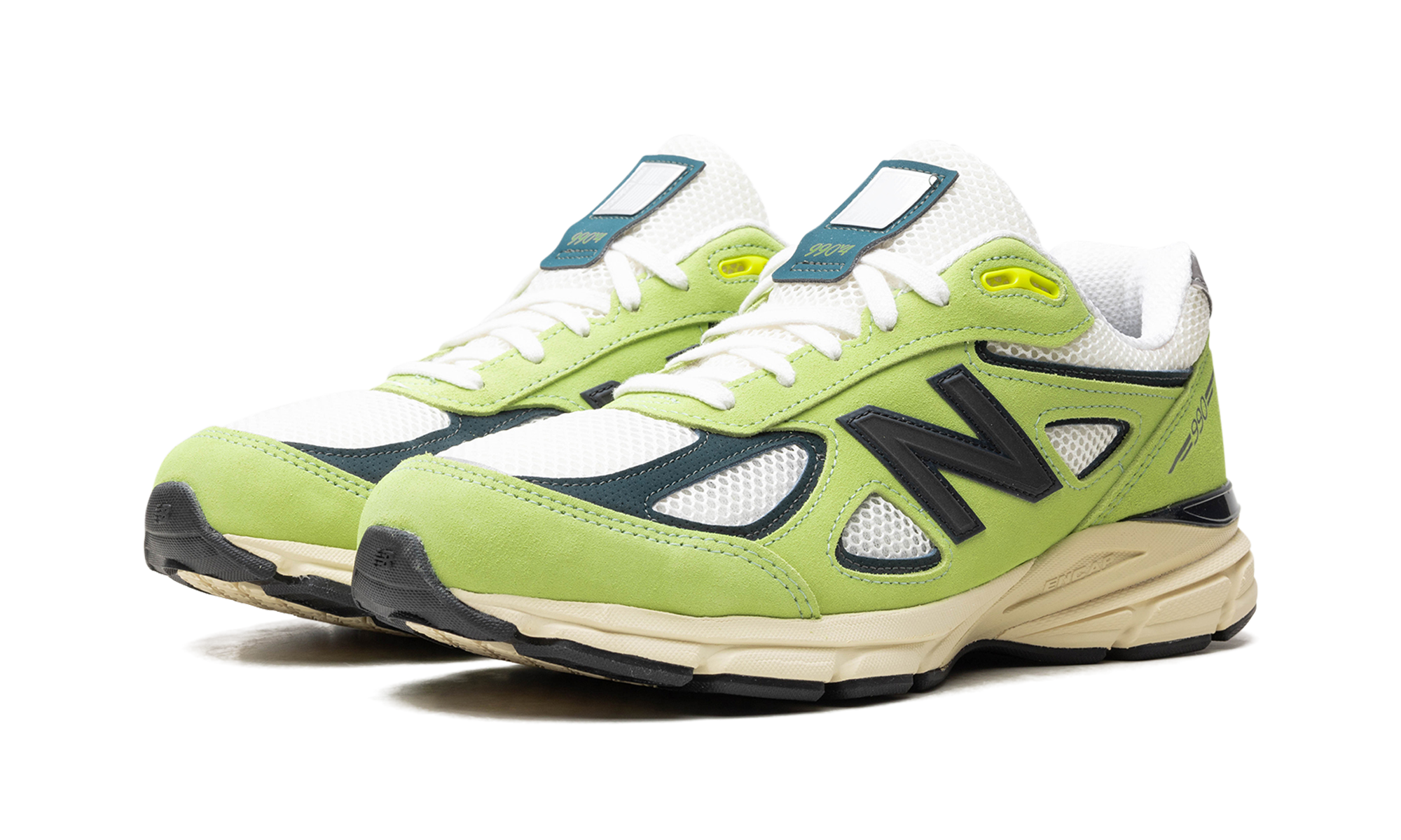 990v4 "Teddy Santis"