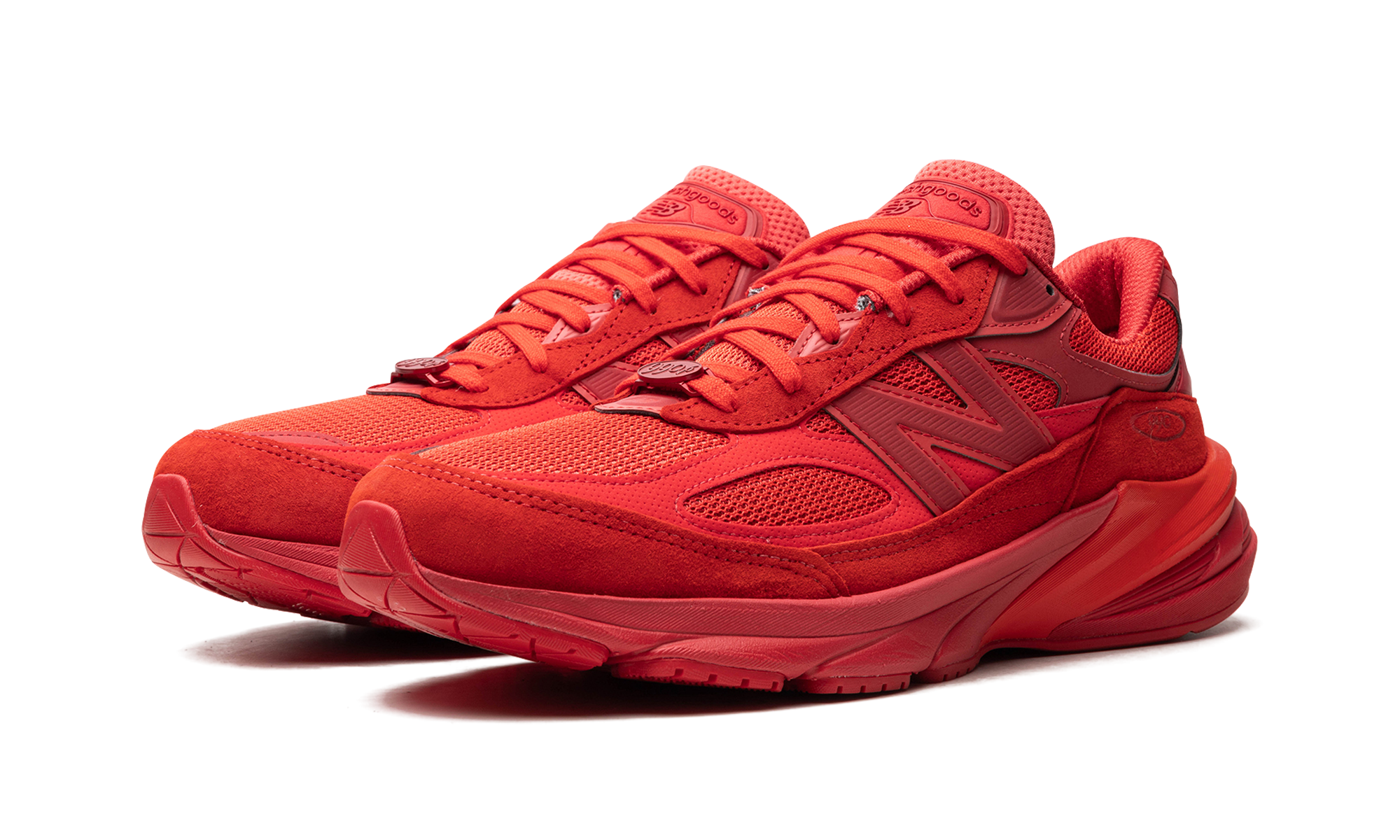 990v6 "Joe Freshgoods - Paris Red"