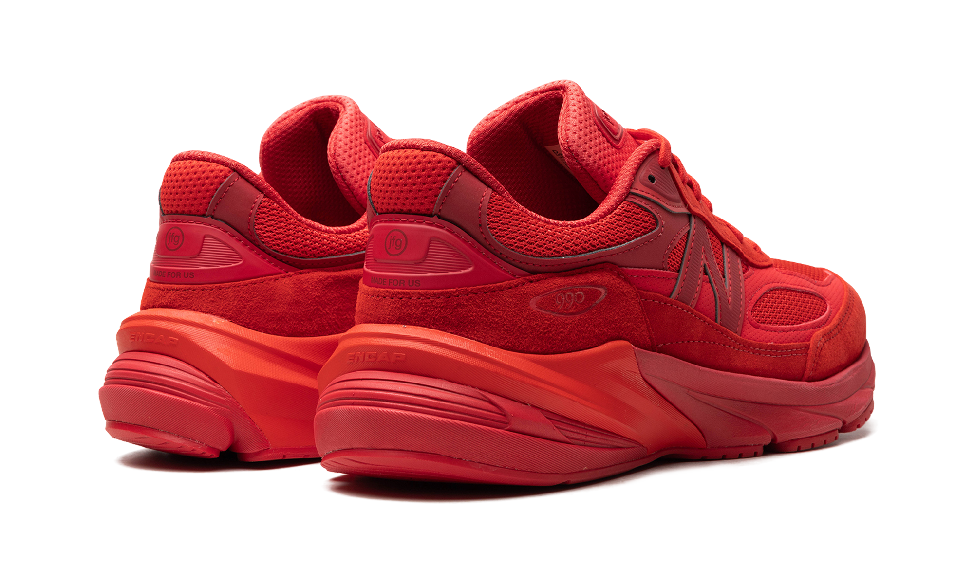 990v6 "Joe Freshgoods - Paris Red"