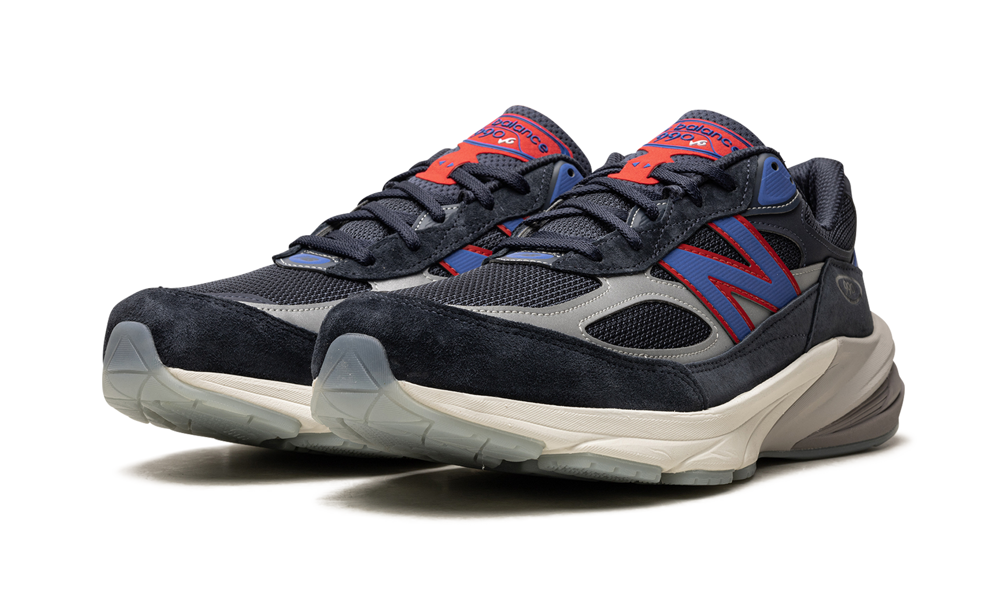 990v6 "Miusa Ronnie Fieg Madison Square Garden Navy"