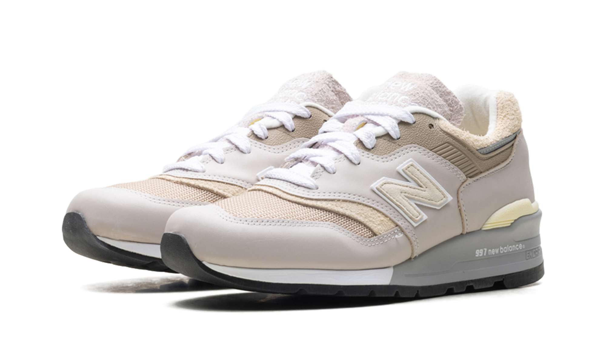 997 "Made In Usa - Moonrock / Driftwood"