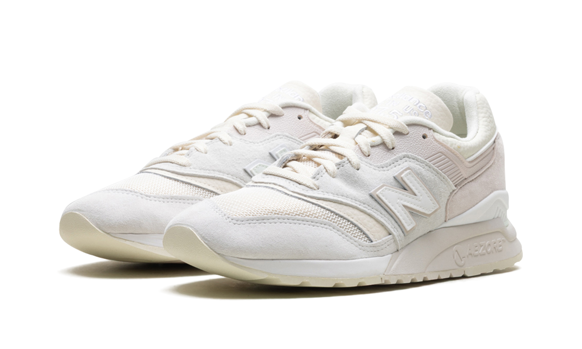 997.5 "Miusa Kith Easter White Marshmallow Angora"